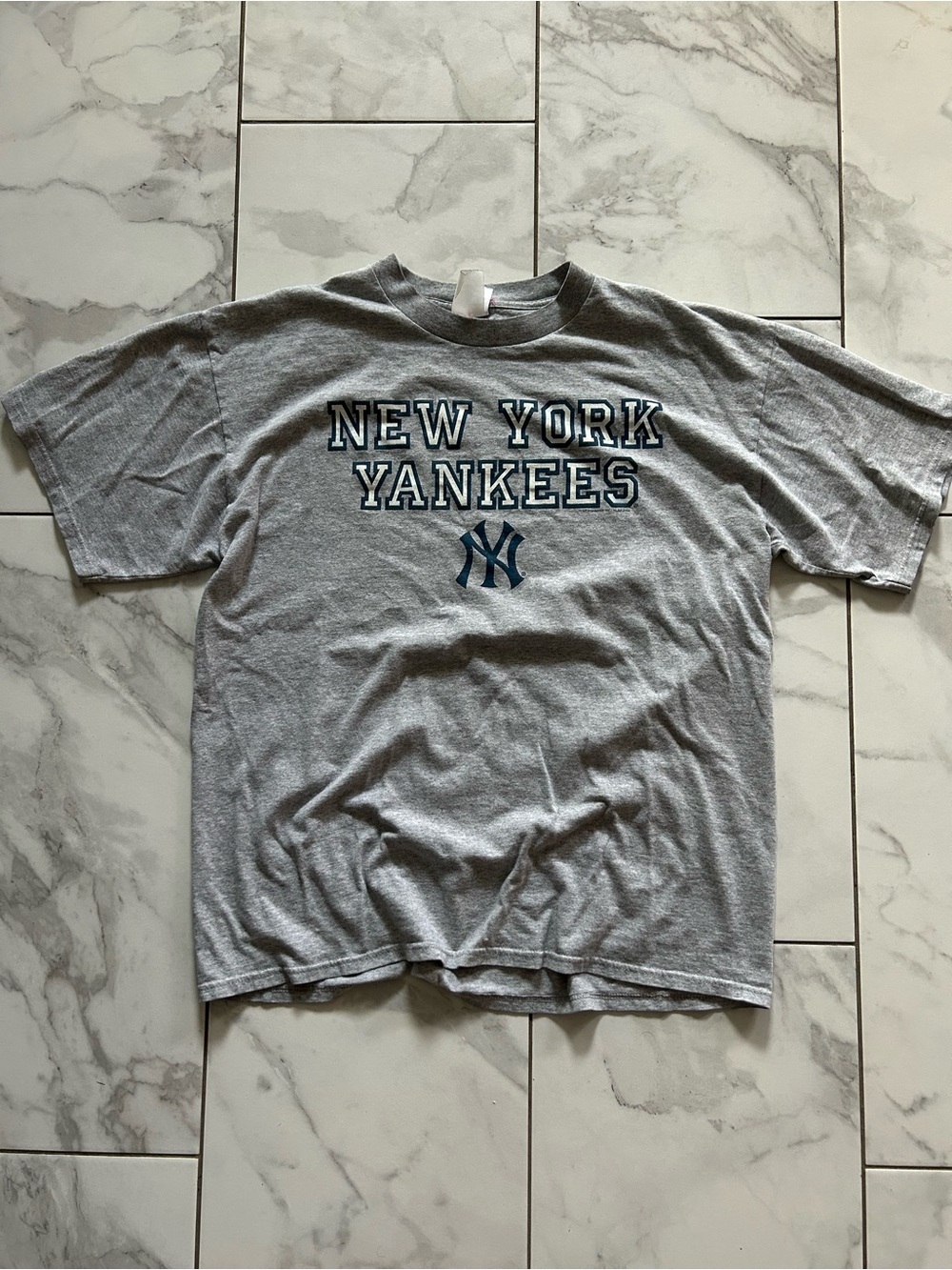 Vintage New York Yankees MLB Baseball T Shirt 2003 Graphic Tee